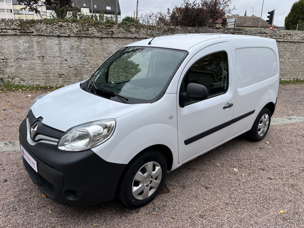 RENAULT - KANGOO II - Utilitairement Vôtre